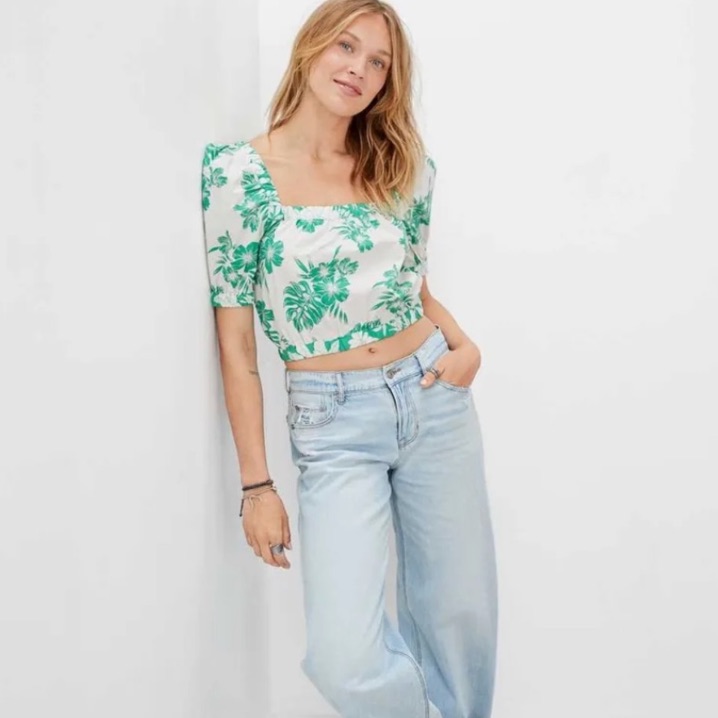 American Eagle Top Nwt